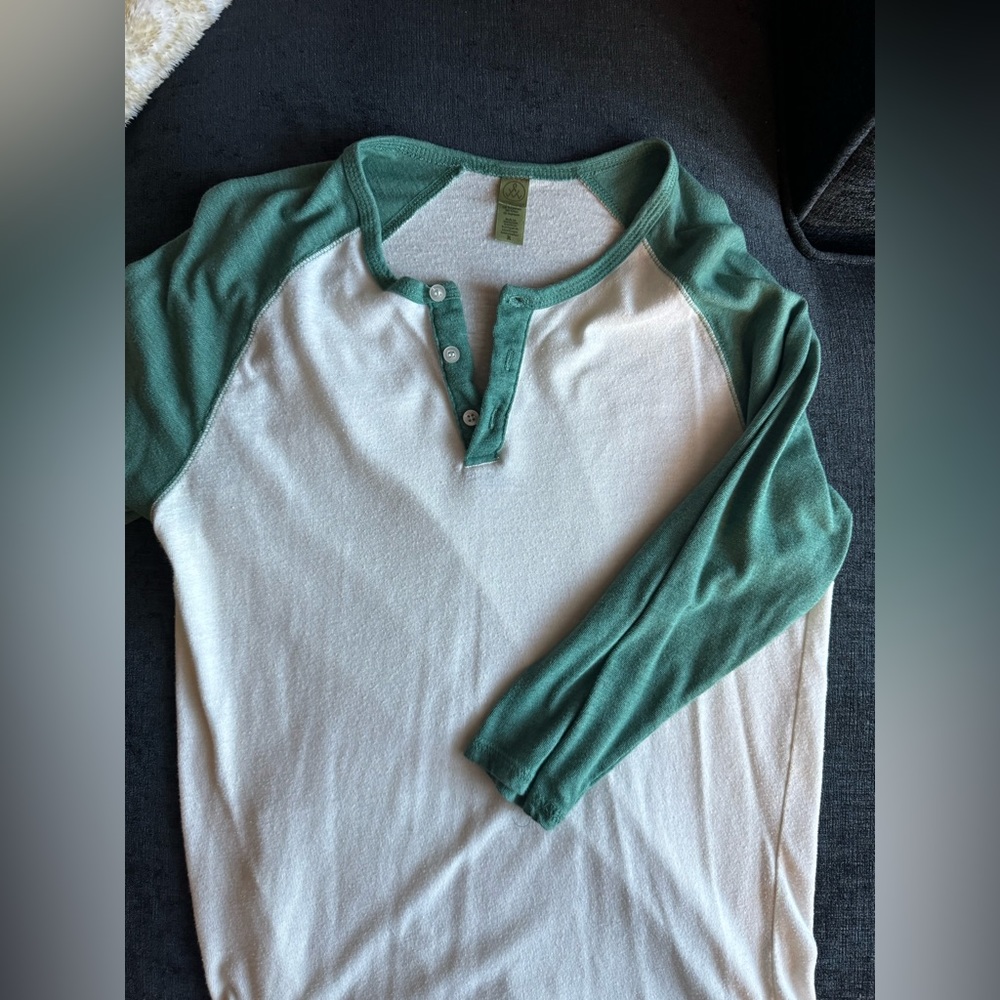 Alternative Earth Henley